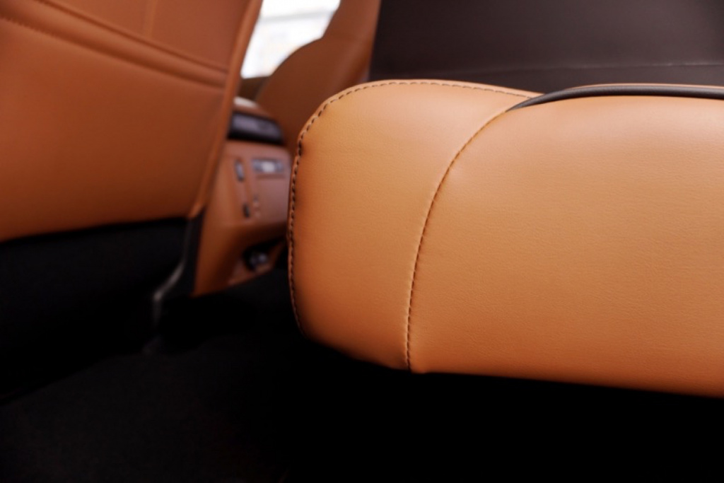 Установка массажа в кресла автомобиля