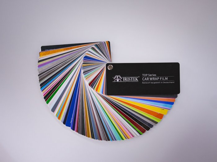 Какие цвета пленок есть для авто?