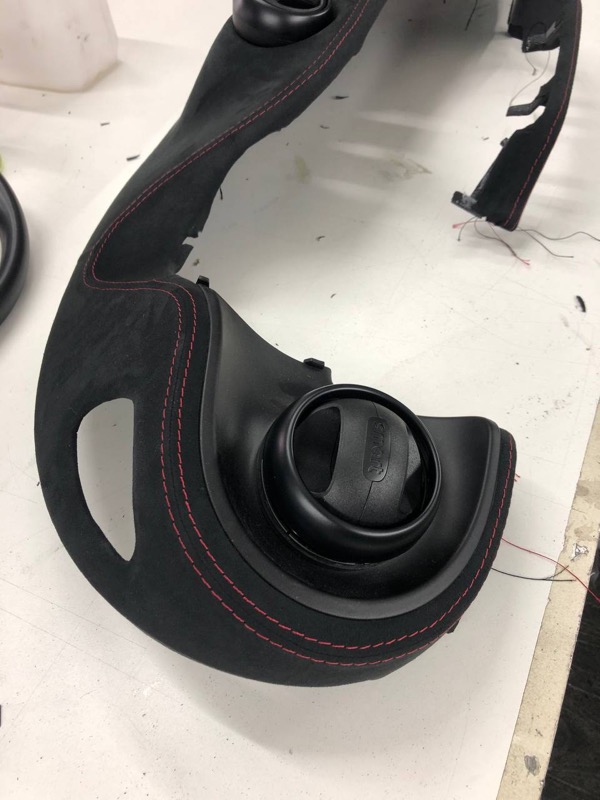 Пошивочный цех по перетяжке Торпедо машины салона