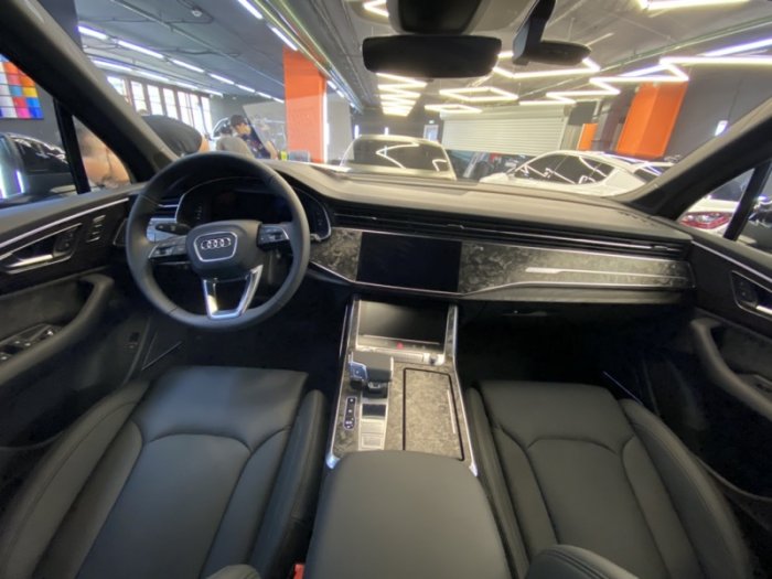 Ауди Ку 7 детейлинг кузова и салона