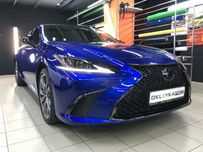 Лексус Ай С антигравийная переда и фар, и антихром