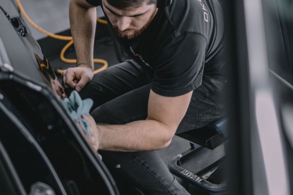 Полировка полиуретана детейлинг