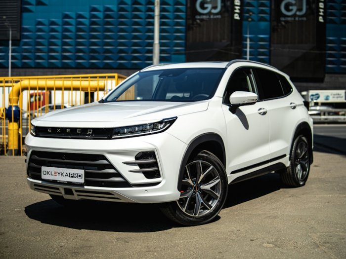 Эксид оклейка в полиуретановую пленку, защита салона