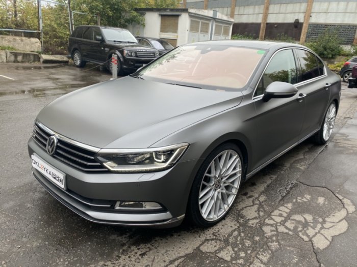 Фольксваген Пассат Б8 цветная оклейка в серый матовый, керамика, атермальная