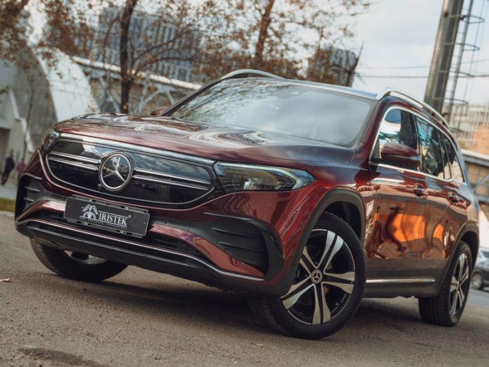 Mercedes-Benz EQB оклейка в винил и антигравийная защита
