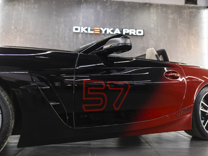 BMW Z4 винилография и оклейка зон риска