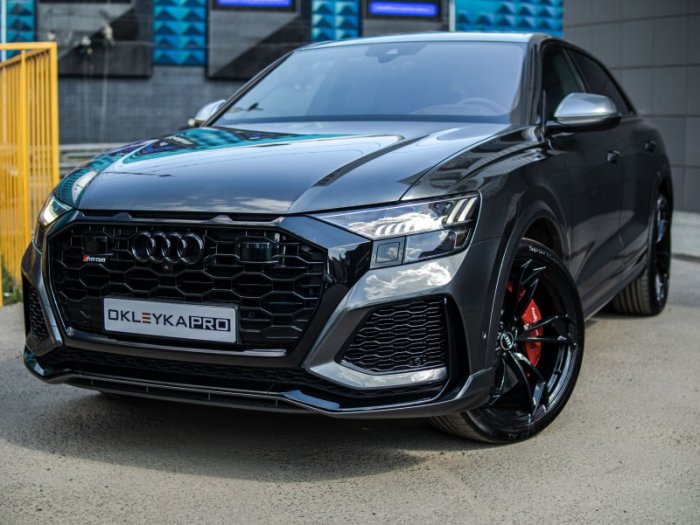 Ауди РС ку8 оклейка в полиуретан, бронь лобового стекла и защита оптики