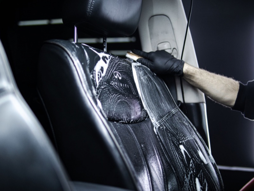 Химчистка салона автомобиля фото процесса