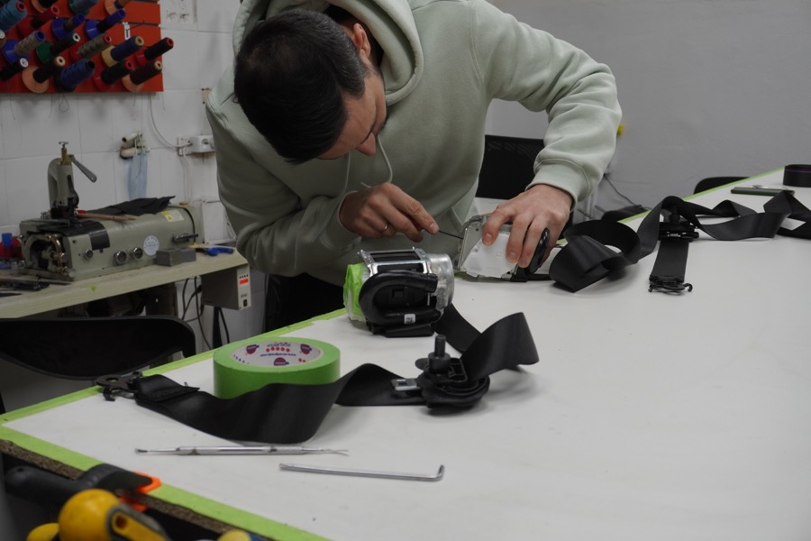 Мастерская оклейка про в Москве автоателье