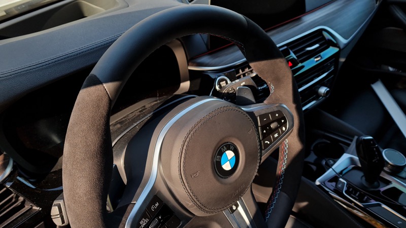 Ручная перешивка руля авто в Москве детейлинг