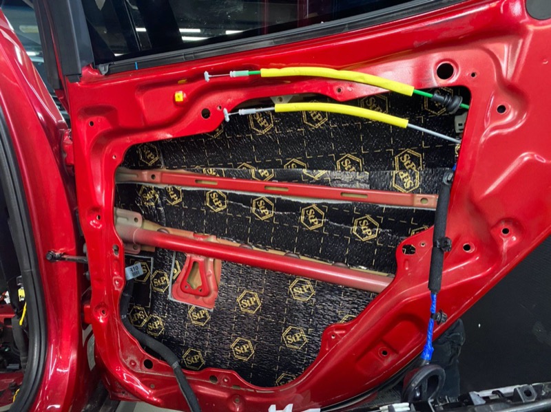 Шумоизоляция дверей автомобиля