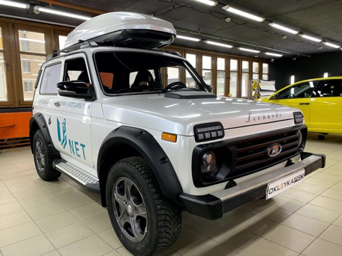 Нива Лада брендирование «Леонардо»