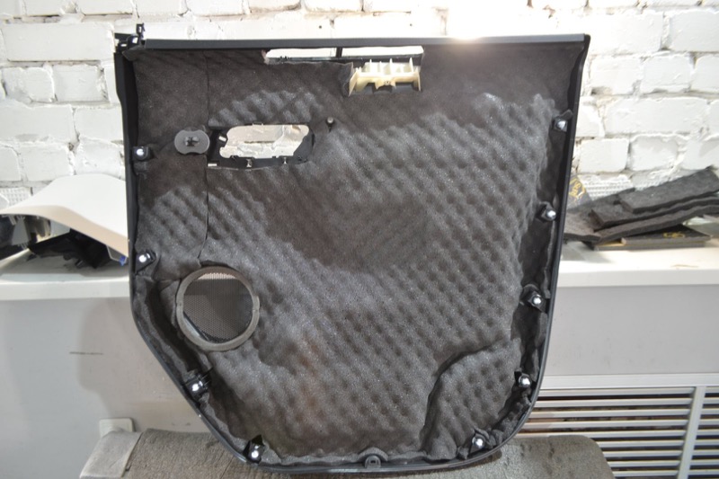 Шумоизоляция двери в Оклейка-ПРО https://okleyka.pro/ шаг 3