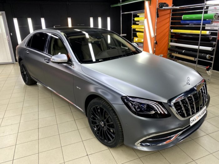 Мерседес Майбах цветная оклейка