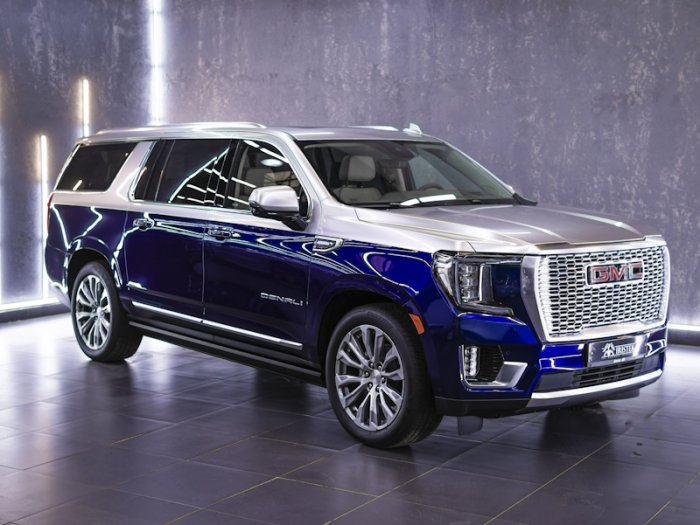 GMC Yukon цветная оклейка, бронь лобового стекла, антигравийная защита