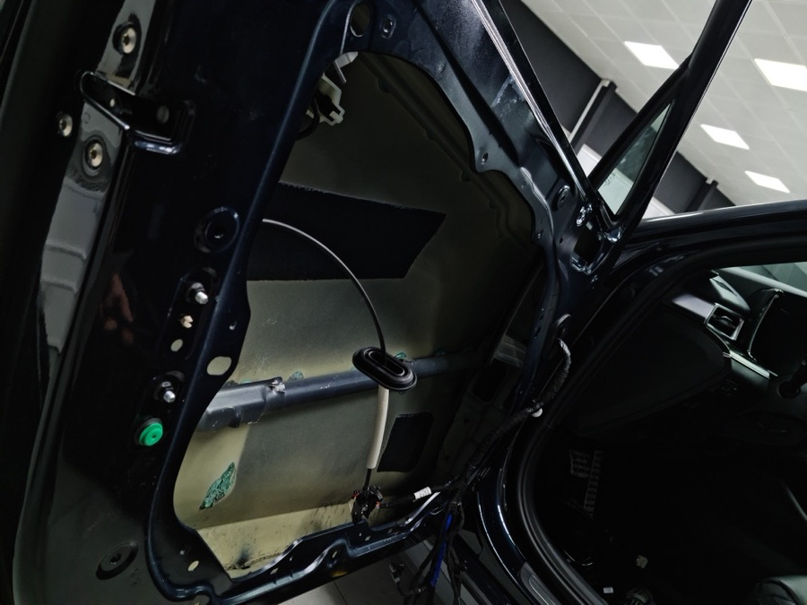 Шумоизоляция автосервис авто машин в Москве