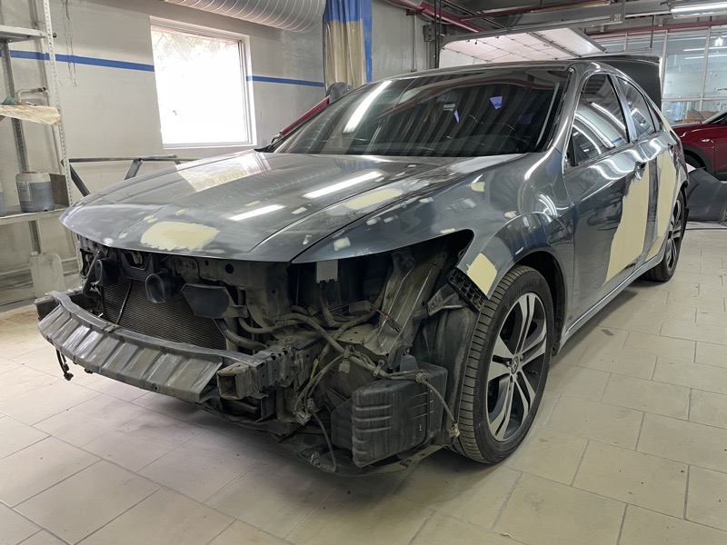 Грунтовка кузова автомобиля перед покраской Грунтовка кузова автомобиля перед покраской