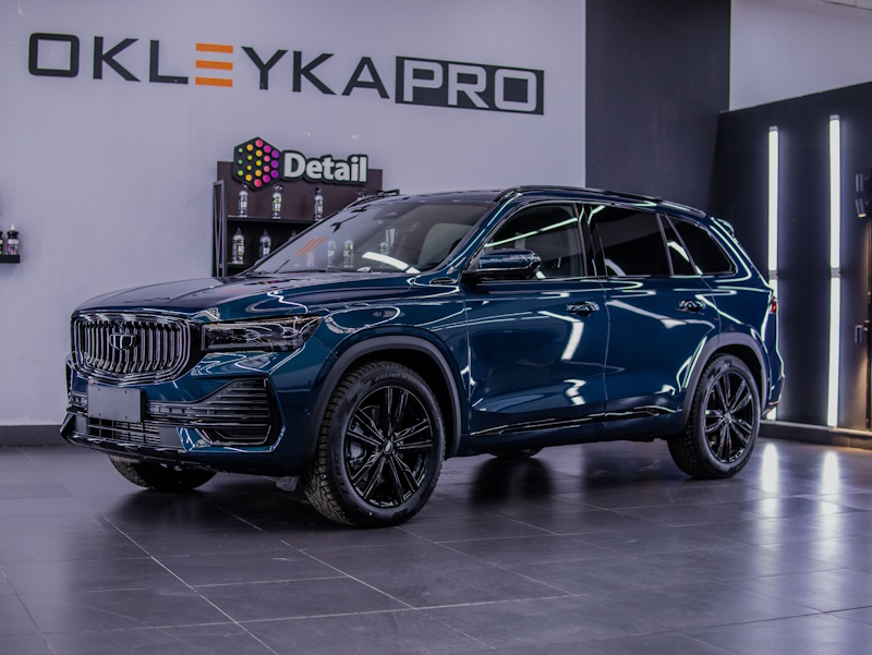 Антихром и оклейка на Джили Монжаро