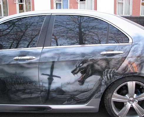 Обитель зла Амбрелла корпорейшн аэрография пленкой на авто кузов