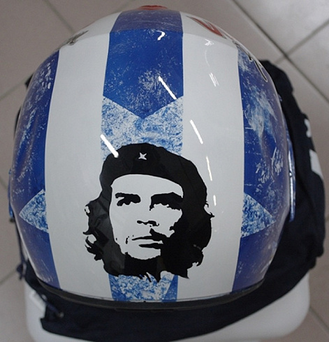 Че Гевара на шлем мотоциклиста аэрография винилография