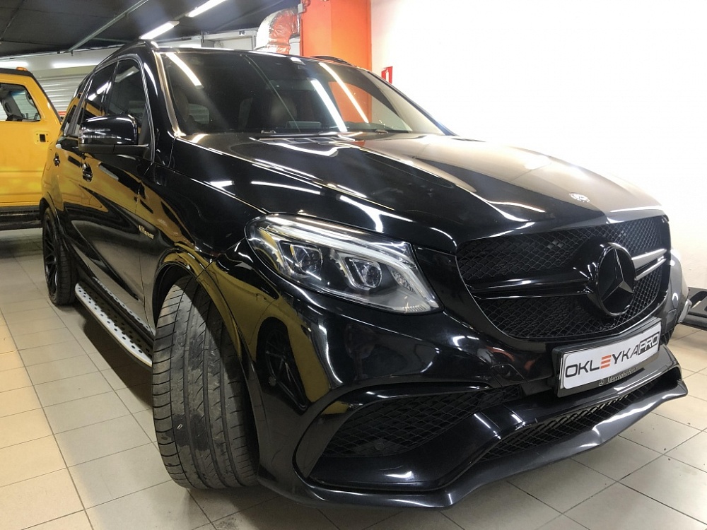 Антихром автомобиля Мерседес