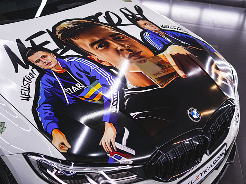 Рисунок на авто