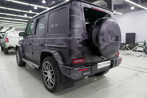 Полная оклейка автомобиля Гелендваген в камуфляж