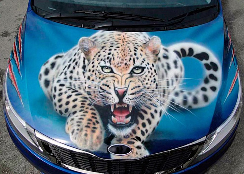 Леопард на капот автомобиля поклеить