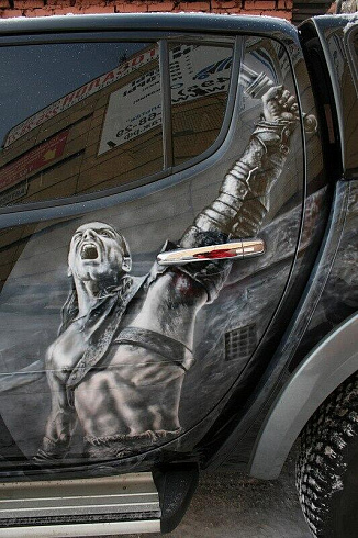 Гладиатор аэрография на мото авто шлем винилография