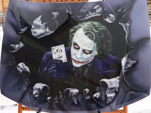 Джокер аэрография на капот машины