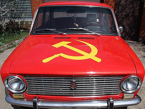 Серп и молот СССР на авто аэрография винилография