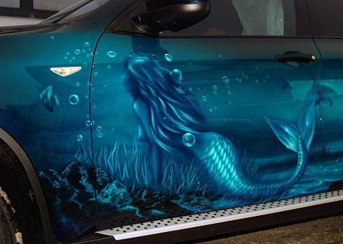 Русалка на авто аэрография винилография на машину