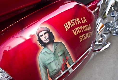 Че Гевара на бак мотоцикла аэрография