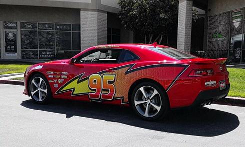 Тачки Молния Маквин на авто аэрография винилография наклейки