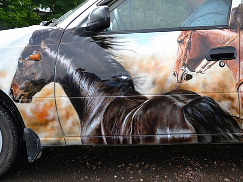 Виниловые наклейки для машин лошади и кони